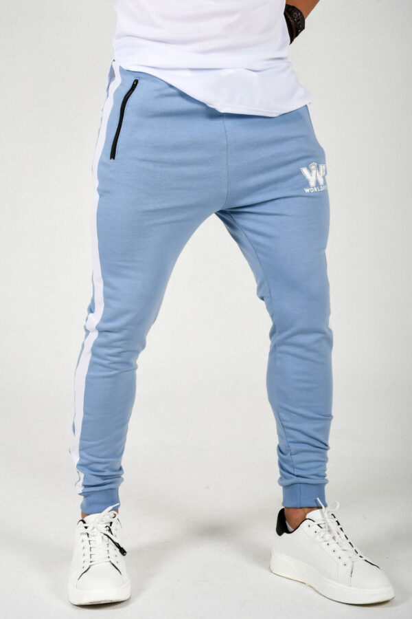 jogger franja lateral celeste