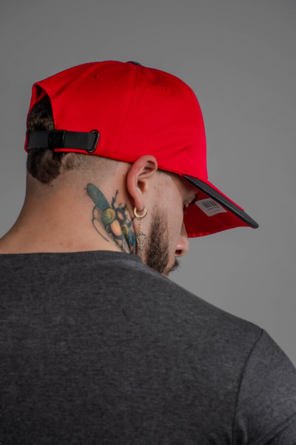 gorra performance worldfit original roja - Imagen 3