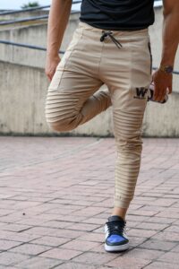 jogger de alforzas Beige - L